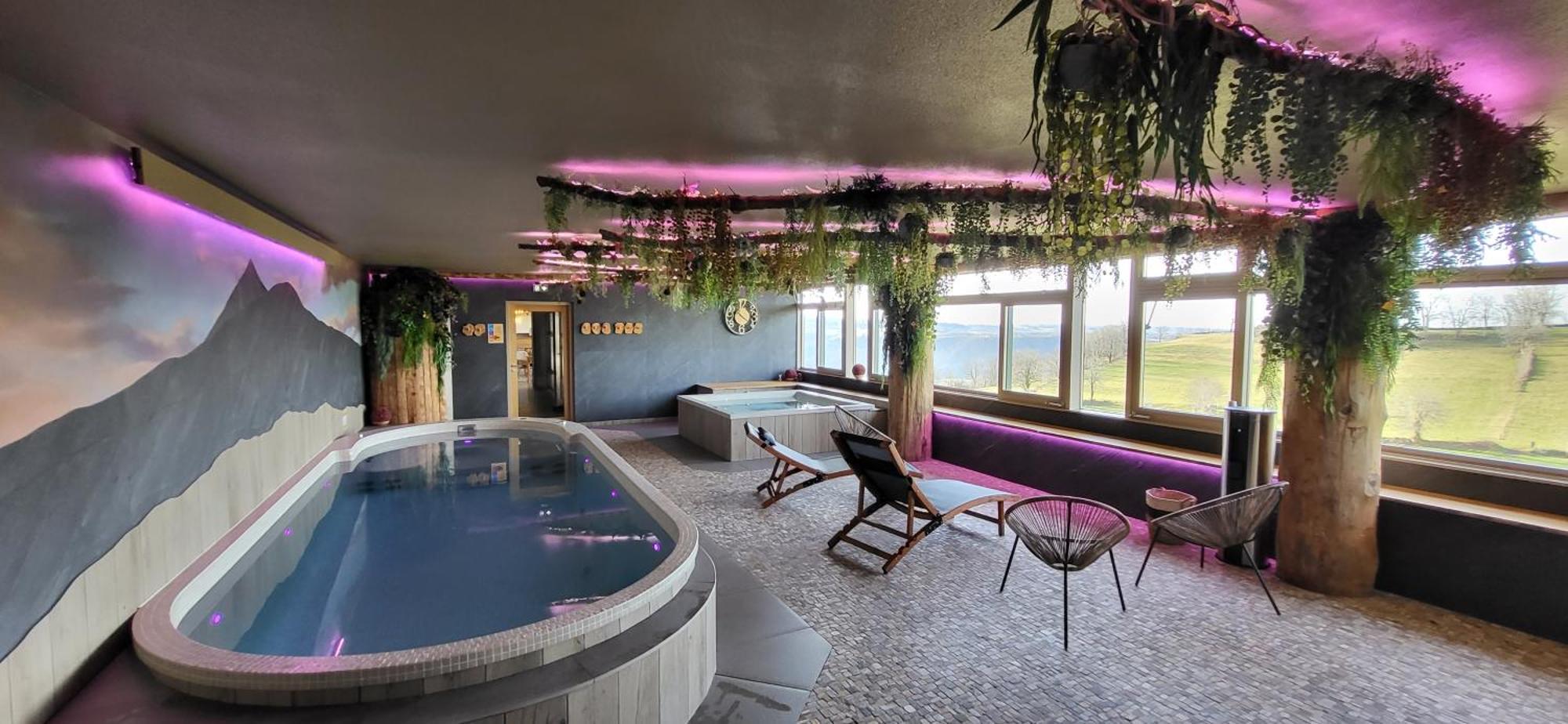 Logis Hotel Restaurant & Spa Les Remparts Salers Eksteriør billede